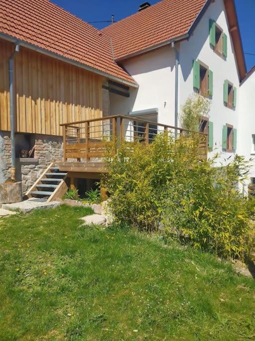 Aux Balcons De La Vallee Soultzeren Exterior photo